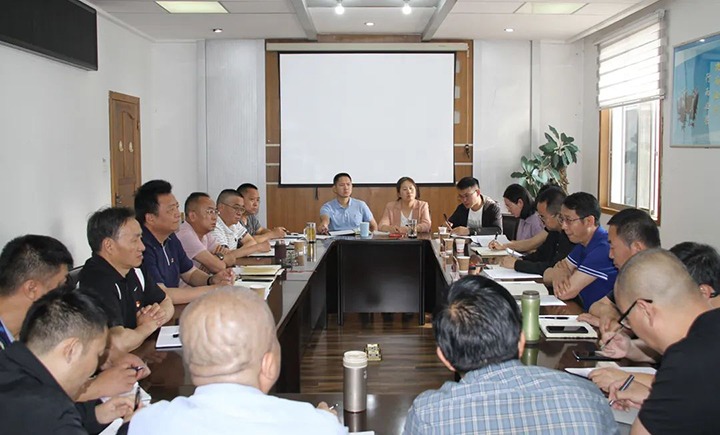 【主题教育】云煤（鸿运国际）集团党委委员、副总司理缪和星到恒通煤业公司开展主题教育调研