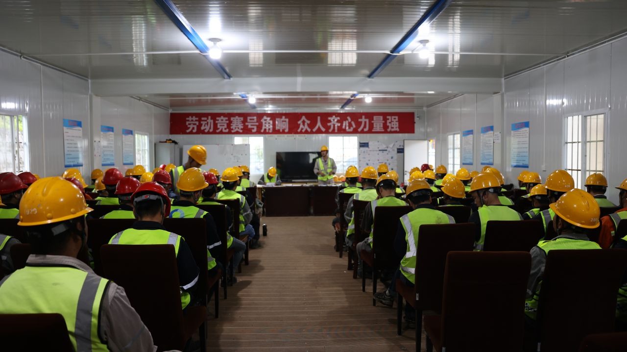 煤海竞帆船，，，，拼搏铸绚烂——先锋煤业劳动竞赛奏响奋进乐章