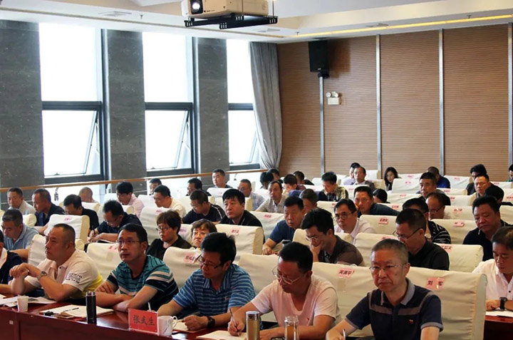 鸿运国际