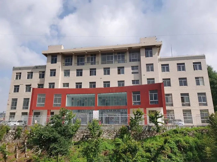 鸿运国际