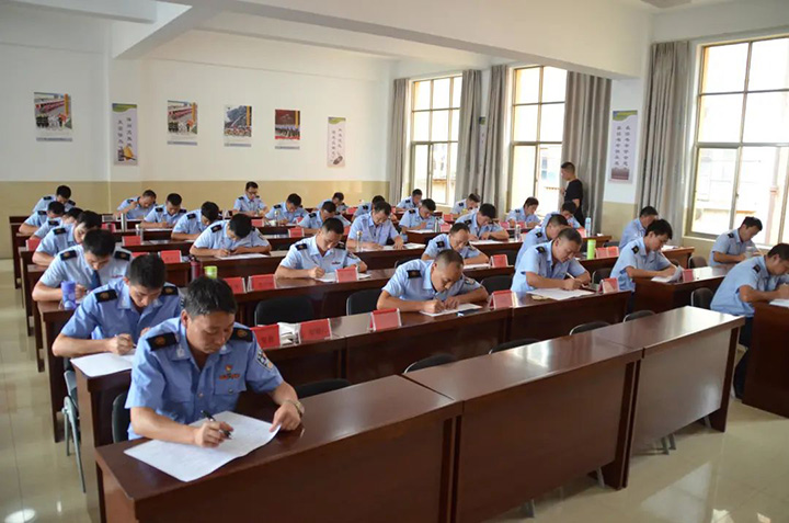 鸿运国际