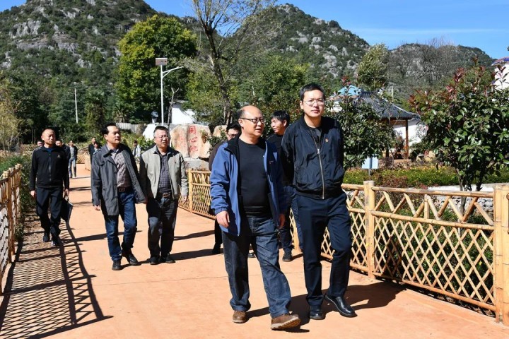 鸿运国际