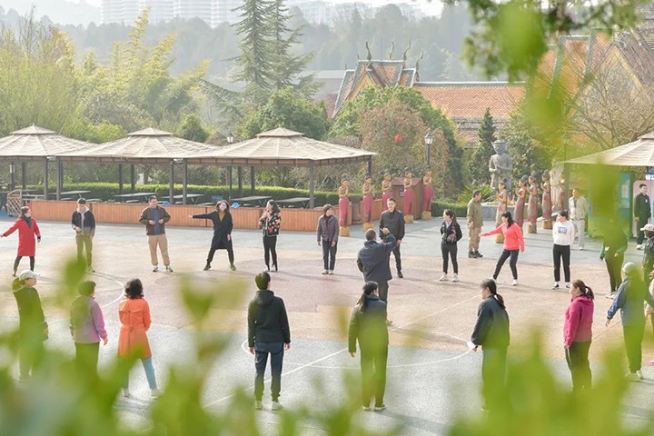 鸿运国际