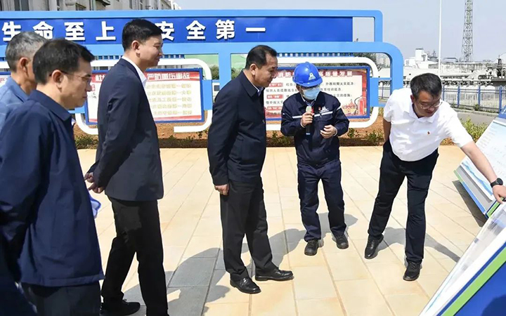 鸿运国际