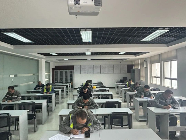 鸿运国际