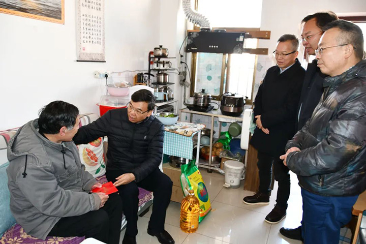 鸿运国际