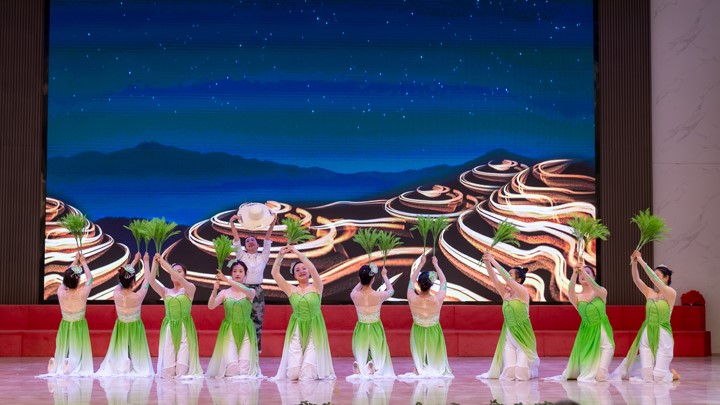 鸿运国际